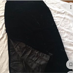 Chaus Black Velour Midi Skirt, Sz 10